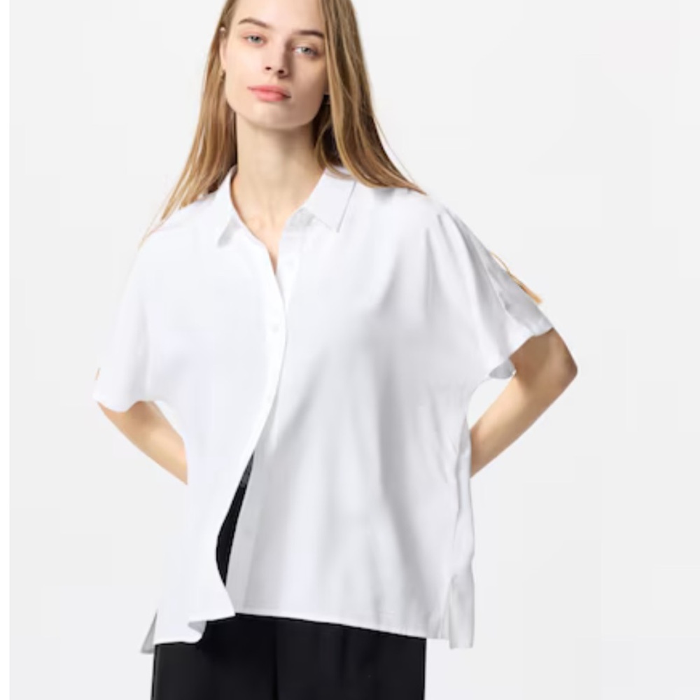 UNIQLO Rayon Blouse